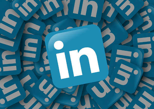Come trovare lavoro con LinkedIn – I Consigli di Mirko Saini
